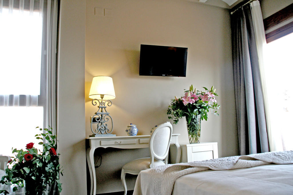 Hotel Castillo De Alquézar Zimmer foto