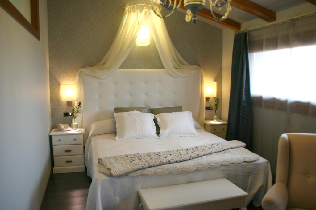 Hotel Castillo De Alquézar Zimmer foto