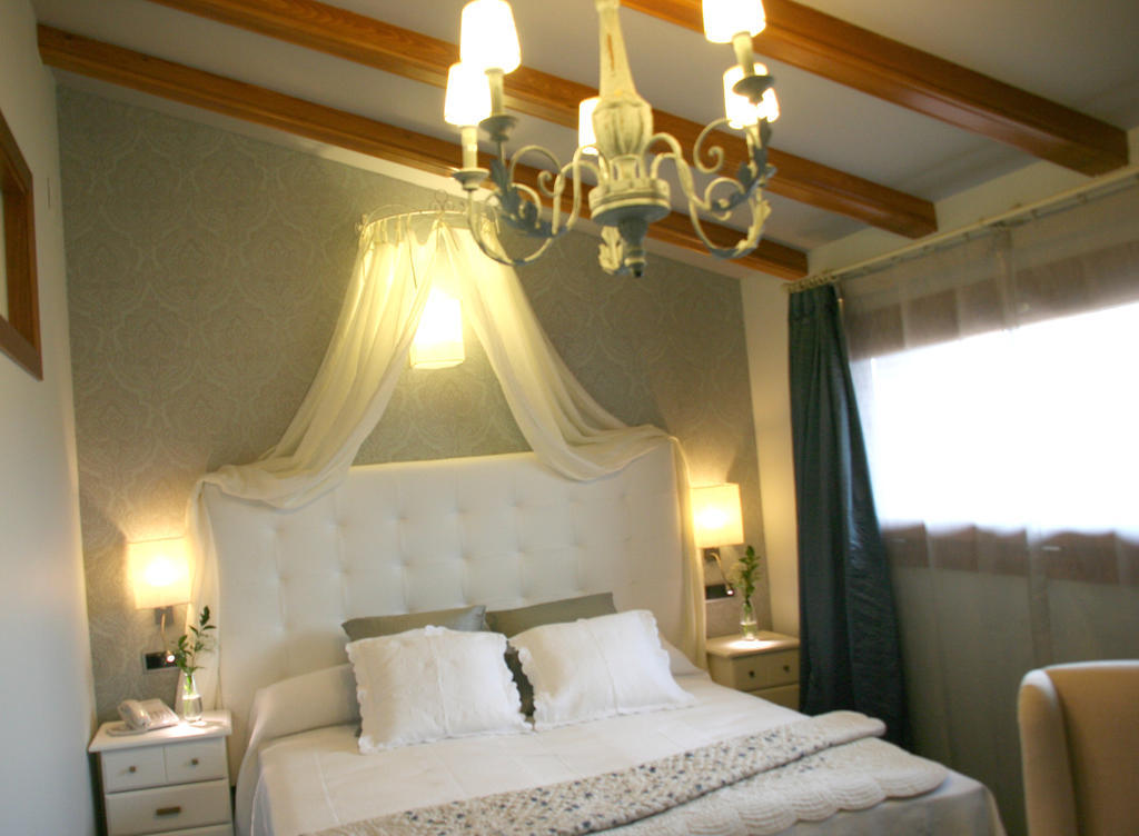 Hotel Castillo De Alquézar Zimmer foto