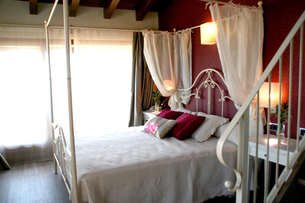 Hotel Castillo De Alquézar Zimmer foto